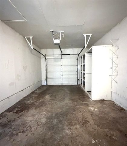 1516 NW 43rd St, Lawton, OK 73505