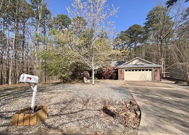 7 Inca Lane, Hot Springs Village, AR 71909