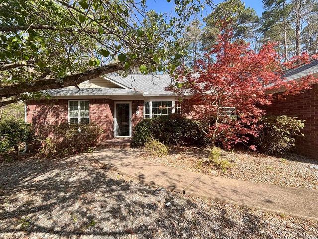 7 Inca Lane, Hot Springs Village, AR 71909