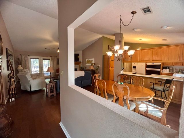 7 Inca Lane, Hot Springs Village, AR 71909