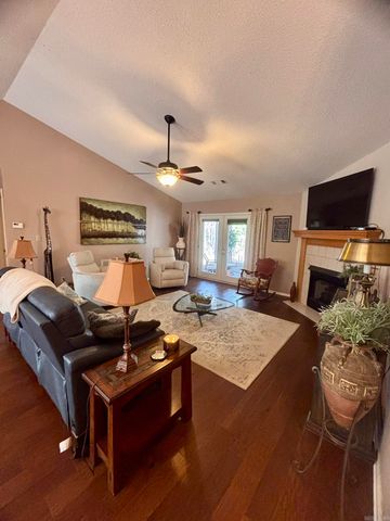 7 Inca Lane, Hot Springs Village, AR 71909