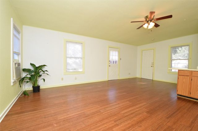 2801 Lafayette Ave B, Austin, TX 78722