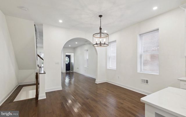 5516 CEDAR AVE, Philadelphia, PA 19143