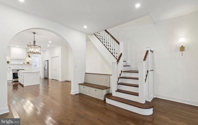 5516 CEDAR AVE, Philadelphia, PA 19143