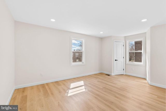 942 E DORSET ST, Philadelphia, PA 19150