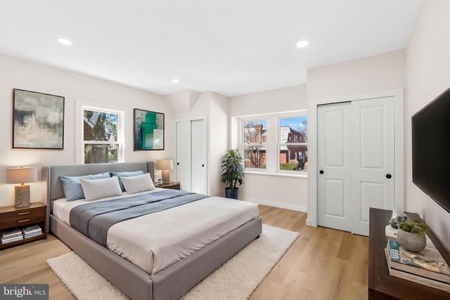 942 E DORSET ST, Philadelphia, PA 19150