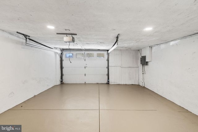 942 E DORSET ST, Philadelphia, PA 19150