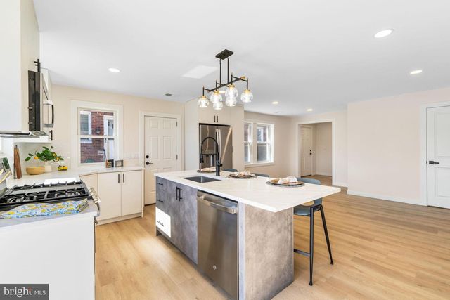 942 E DORSET ST, Philadelphia, PA 19150