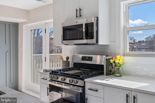 942 E DORSET ST, Philadelphia, PA 19150