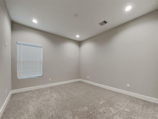 5902 Gardendale Drive F, Houston, TX 77092