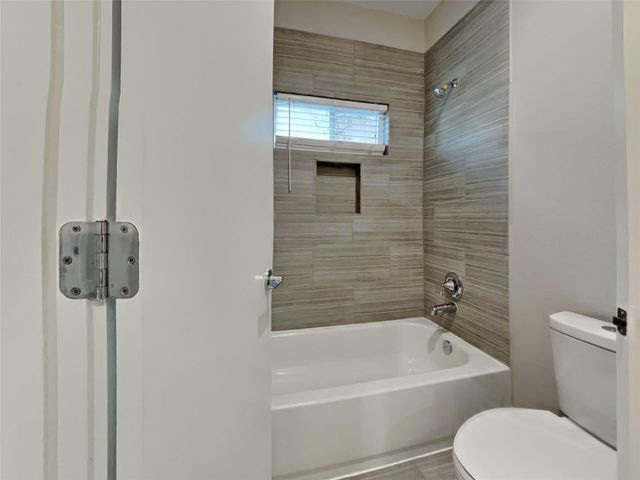 5902 Gardendale Drive F, Houston, TX 77092