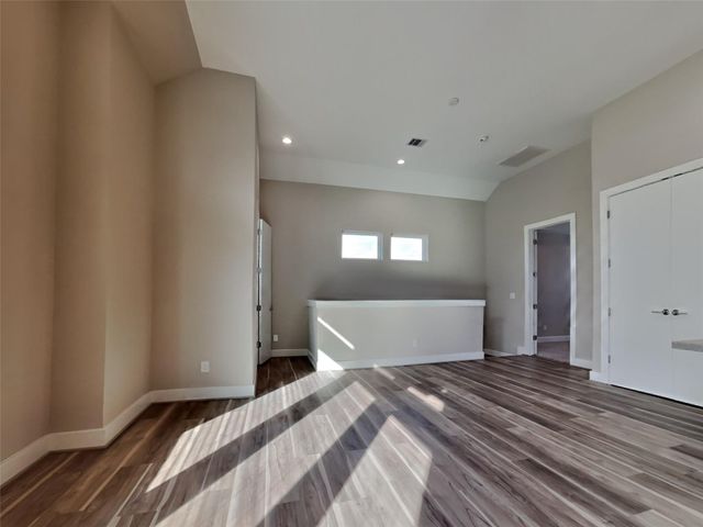 5902 Gardendale Drive F, Houston, TX 77092