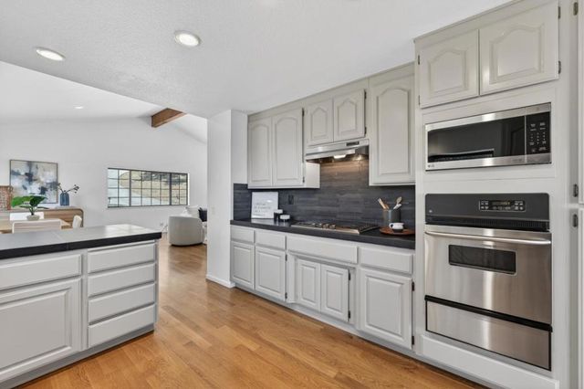 25955 Colt Lane, Carmel Valley, CA 93924