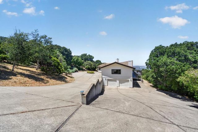 25955 Colt Lane, Carmel Valley, CA 93924