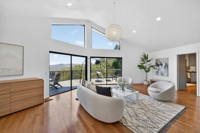 25955 Colt Lane, Carmel Valley, CA 93924