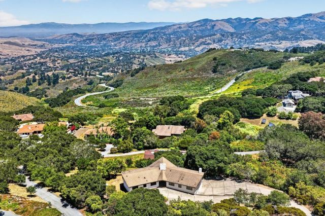 25955 Colt Lane, Carmel Valley, CA 93924
