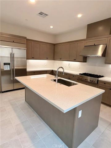 280 Brackens, Lake Forest, CA 92630