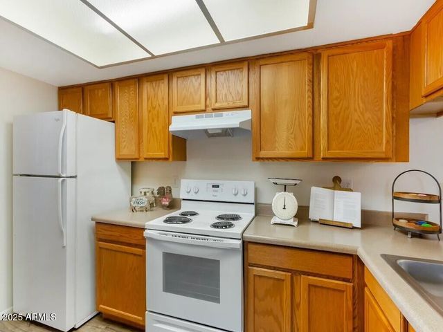 164 N 74th Street 3, Mesa, AZ 85207