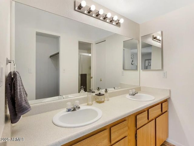 164 N 74th Street 3, Mesa, AZ 85207