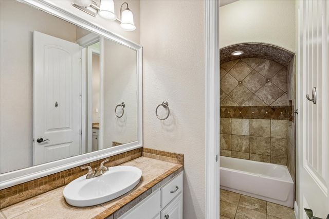 12076 Noelle Way, Fort Worth, TX 76179