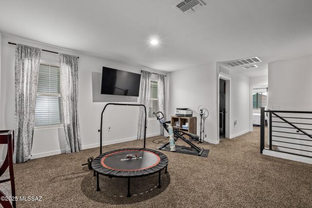 12767 E Joffroy Drive, Vail, AZ 85641