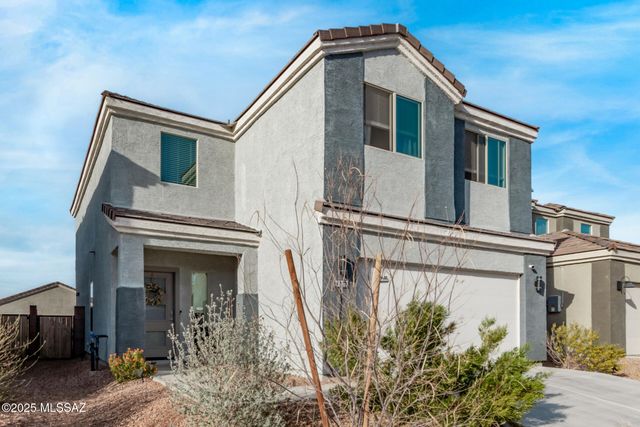 12767 E Joffroy Drive, Vail, AZ 85641
