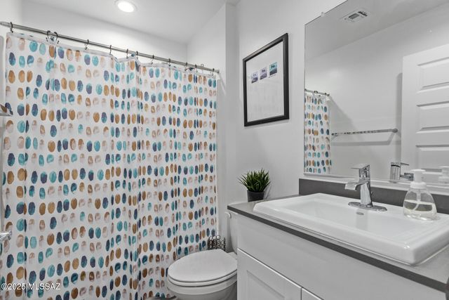 12767 E Joffroy Drive, Vail, AZ 85641