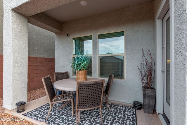 12767 E Joffroy Drive, Vail, AZ 85641