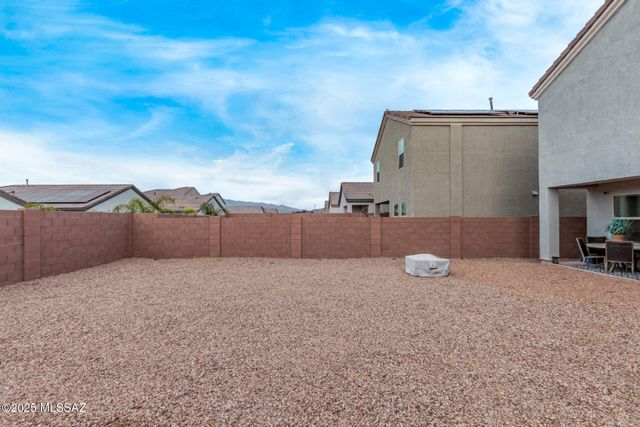 12767 E Joffroy Drive, Vail, AZ 85641