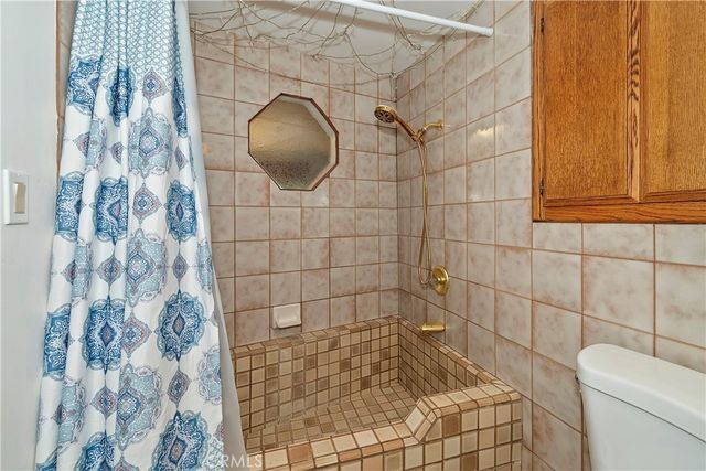 129 Zermat Unit 1 & 2, Crestline, CA 92325