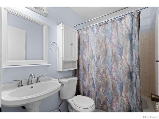 5634 W 63rd Avenue, Arvada, CO 80003
