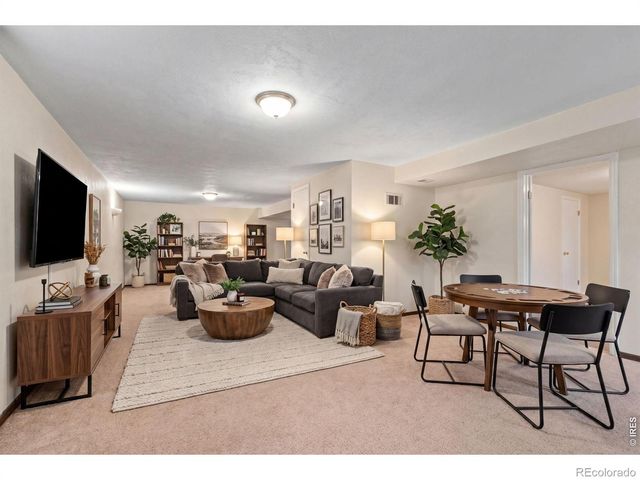 5634 W 63rd Avenue, Arvada, CO 80003