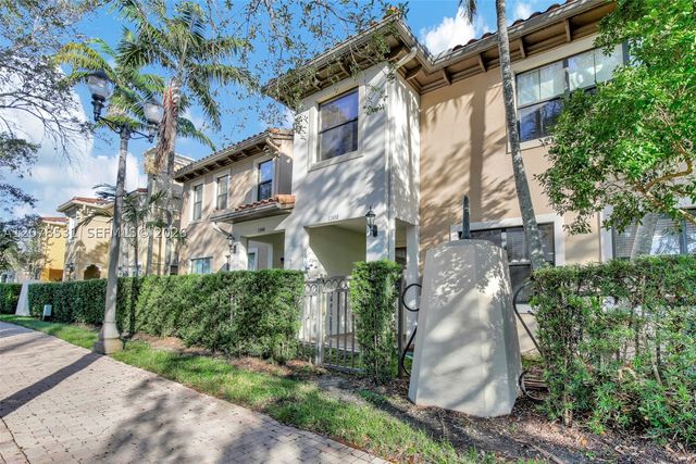 12430 NW 32nd Mnr, Sunrise, FL 33323