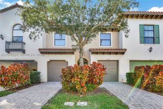 12430 NW 32nd Mnr, Sunrise, FL 33323