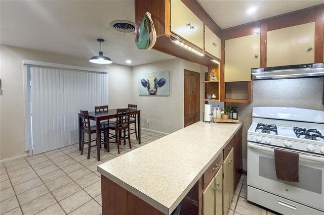 232 Rio Hondo Street, Sulphur, LA 70663
