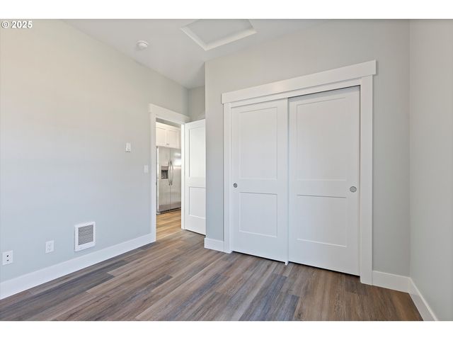 333 Se Oar Ave, Lincoln City, OR 97367