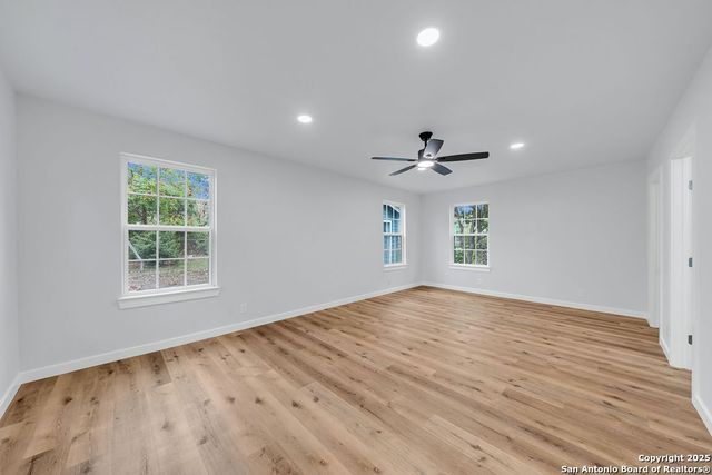 215 Cunningham Ave., San Antonio, TX 78215