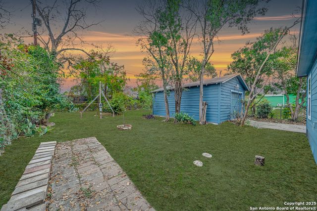 215 Cunningham Ave., San Antonio, TX 78215