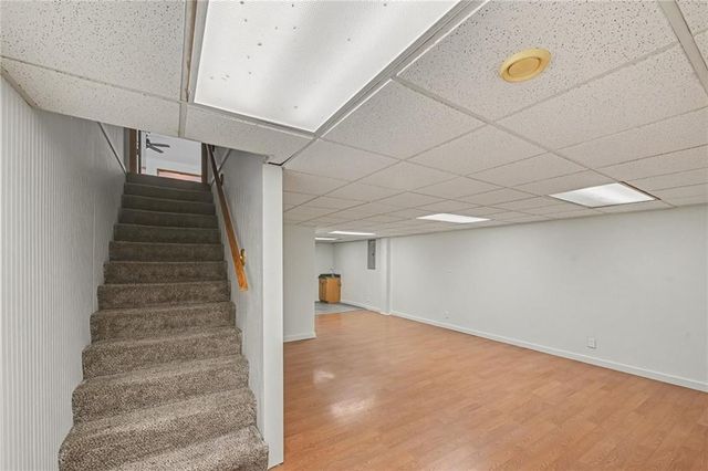 21051 Hemphill Road, Tonganoxie, KS 66086