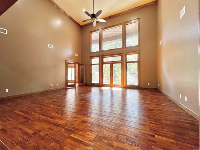 847 Woodland Hills Drive, Mountain View, AR 72560