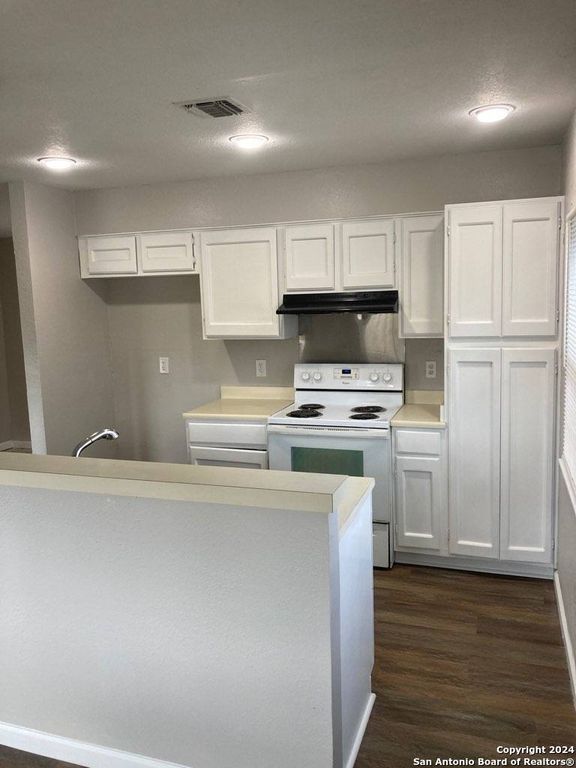 1225 CHURING DR, San Antonio, TX 78245