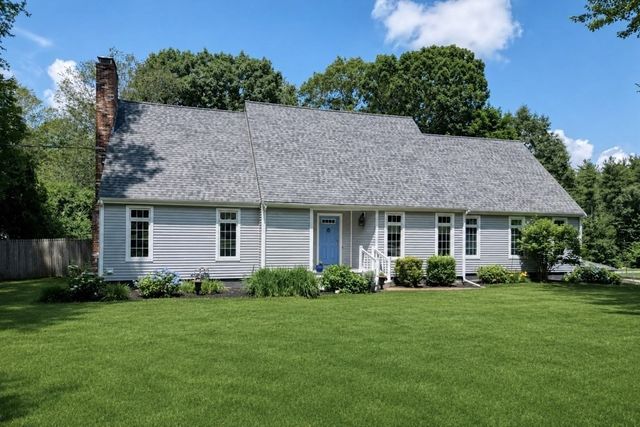 346 Judson St, Raynham, MA 02767