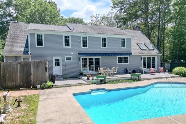346 Judson St, Raynham, MA 02767