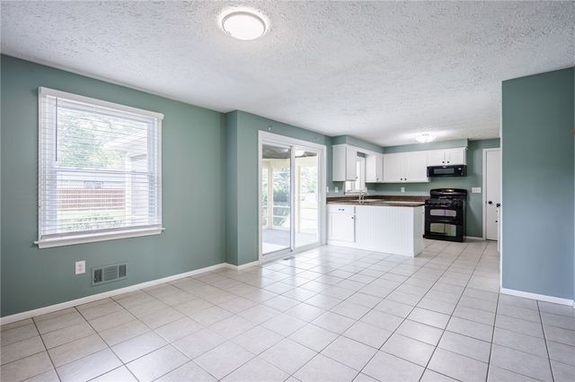 1193 Appian Drive, Webster, NY 14580