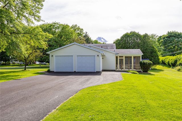 1193 Appian Drive, Webster, NY 14580