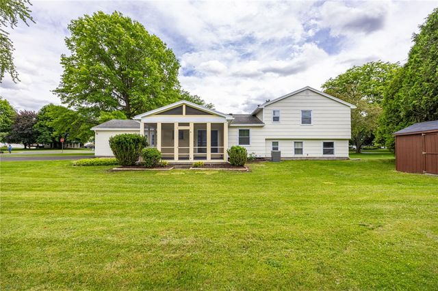 1193 Appian Drive, Webster, NY 14580