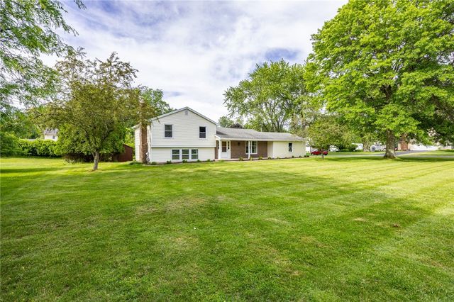 1193 Appian Drive, Webster, NY 14580