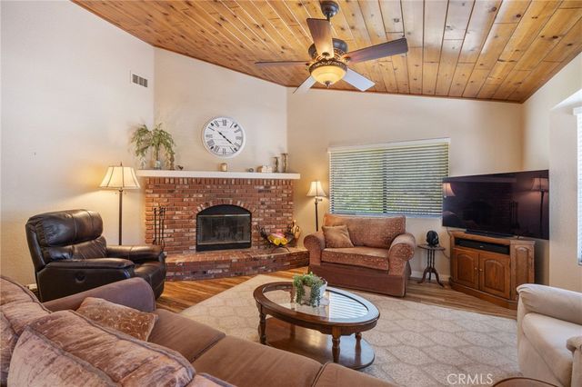 39436 Calle El Fuente, Green Valley, CA 91390