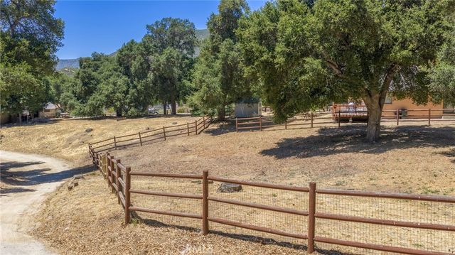 39436 Calle El Fuente, Green Valley, CA 91390