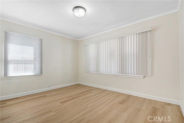 7422 Brighton, Los Angeles, CA 90047